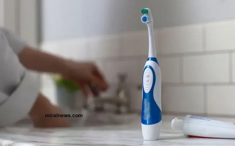أفضل أوقات تنظيف أسنانك .. قبل الإفطار أم بعده؟