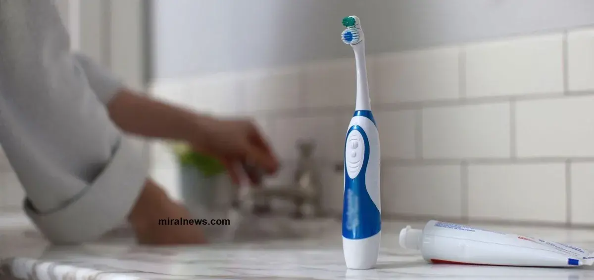 أفضل أوقات تنظيف أسنانك .. قبل الإفطار أم بعده؟