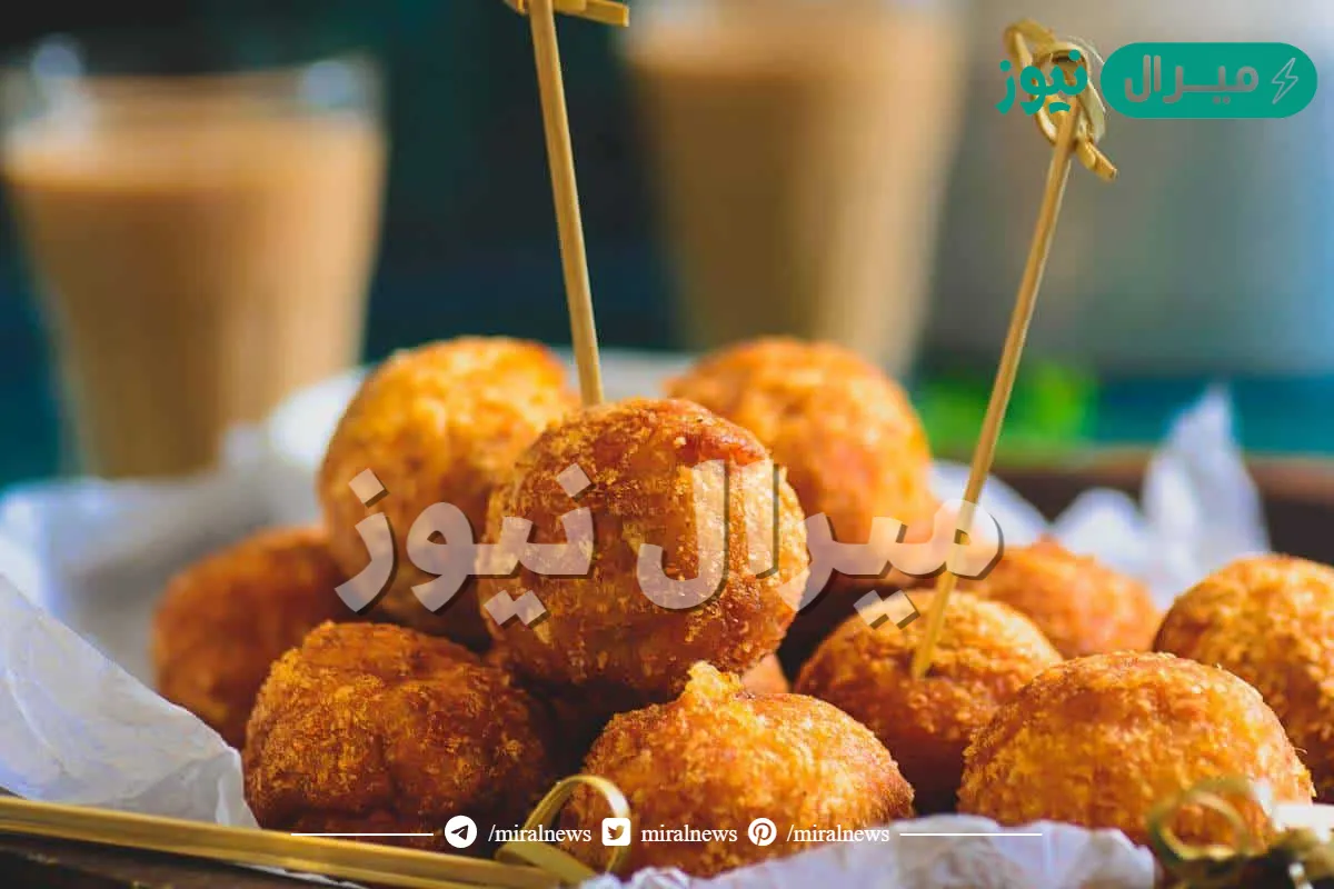 مكونات كرات الدجاج المقلية بالجبن وطريقة إعدادها في المنزل