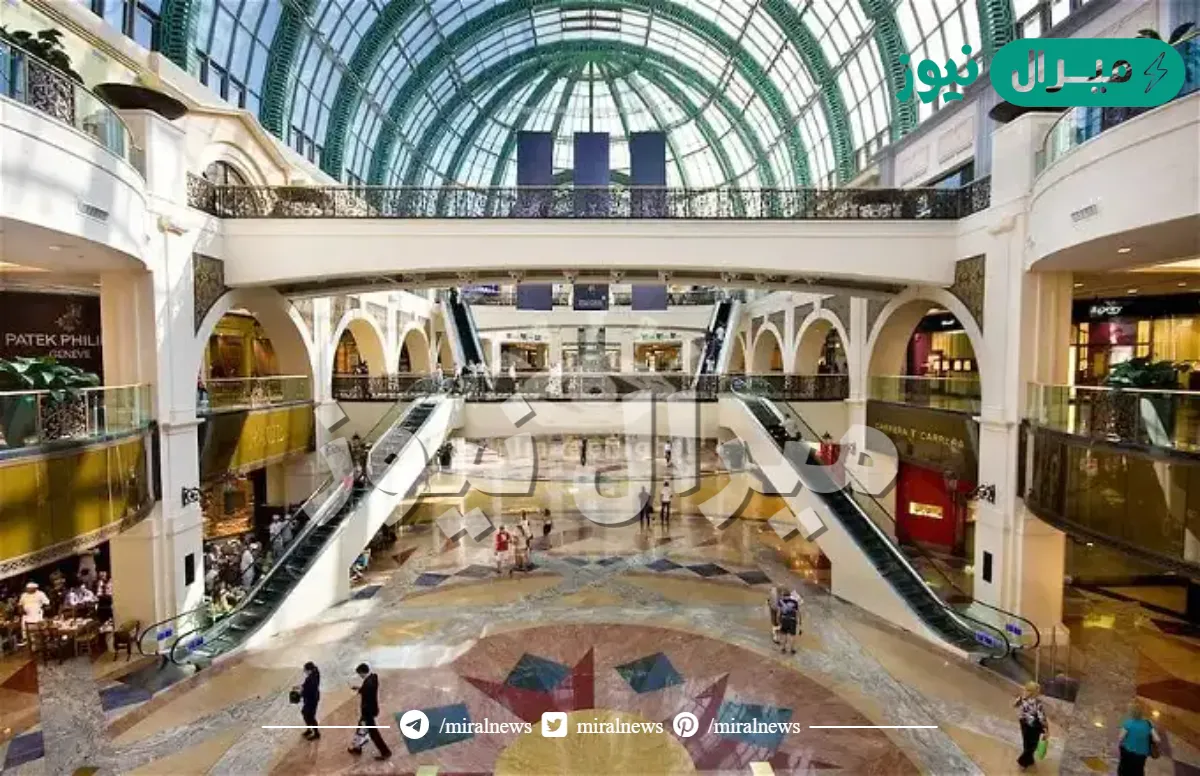 متى تفتح المولات في العيد