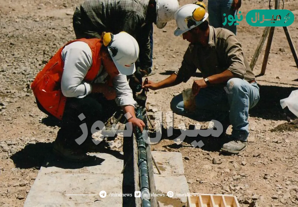 من هو عالم الجيولوجيا