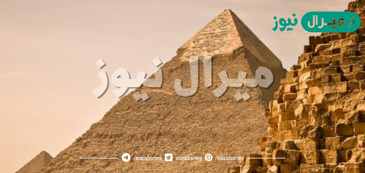 كم يبلغ ارتفاع هرم خوفو