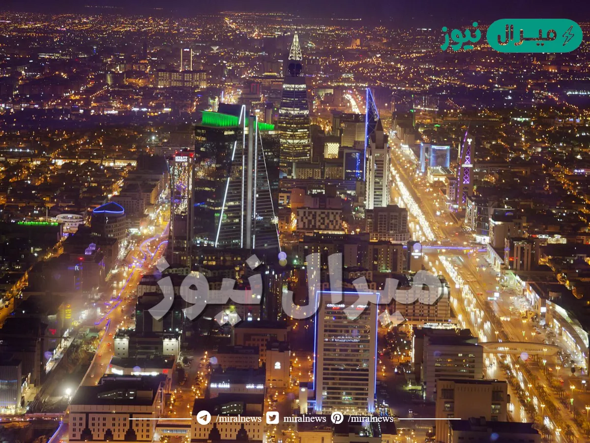 كم عدد سكان السعودية ونسبة كلا الجنسين