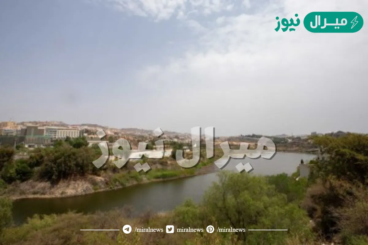 أبها مدينة خلابة، ويزيدها جمالا سدها الذي بني عام