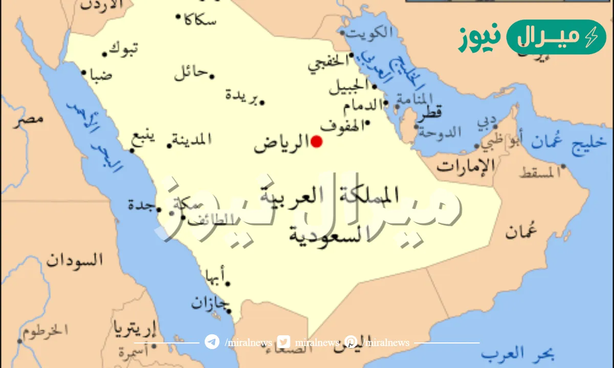 تقع معظم مساحة المملكة في العروض