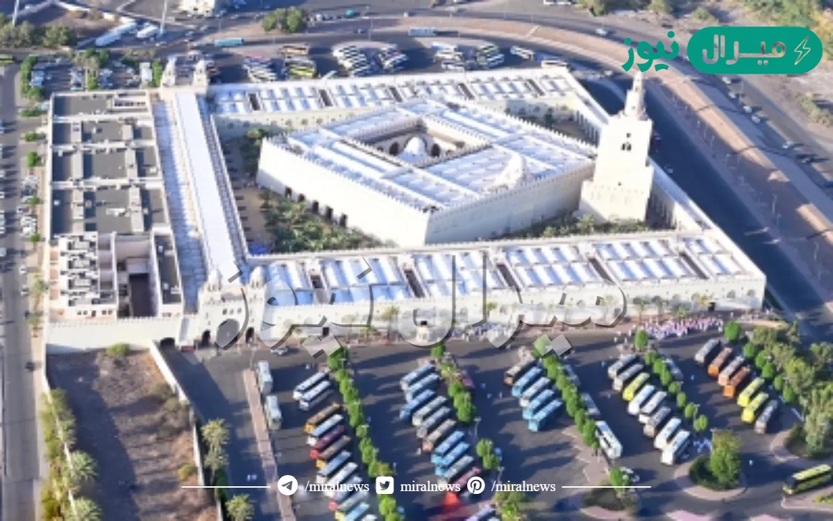 لا يجوز لمن اراد الحج او العمره وتجاوز الميقات بدون احرام