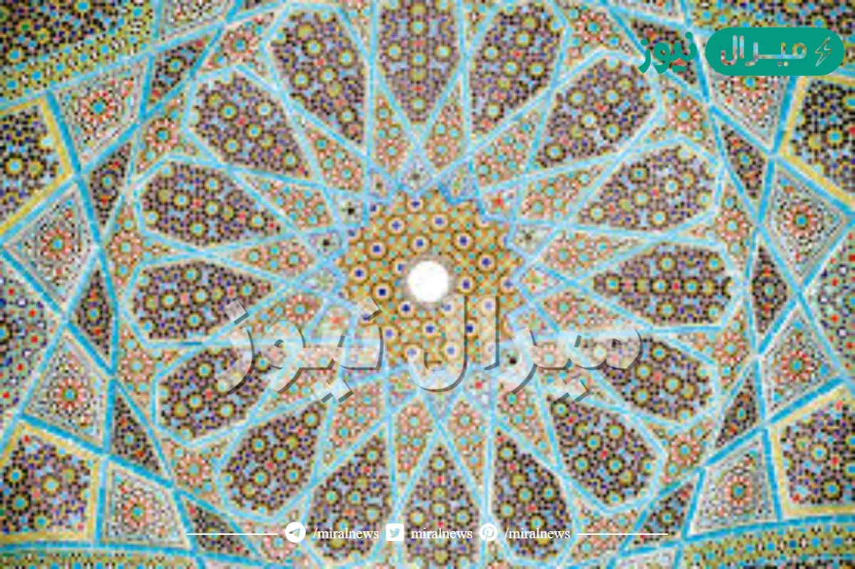 اللانهائية في الفن الزخرفي الإسلامي تعني الاستمرارية