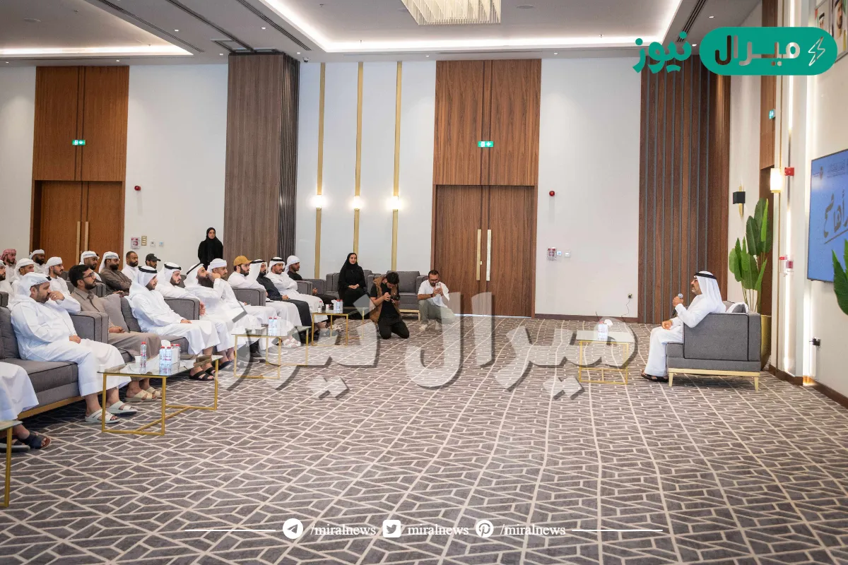 موروثنا سعادة رسالة وطنية لترسيخ القيم في الأسرة الإماراتية في مجلس الخوانيج